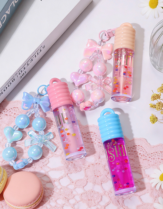Transparent-lip-gloss-01